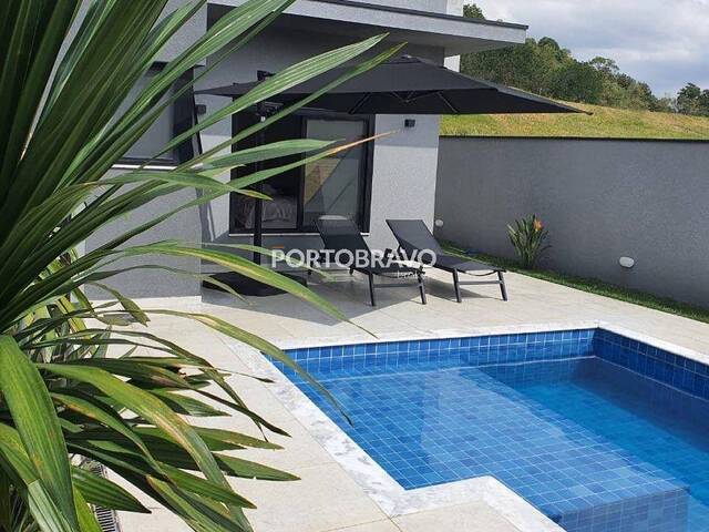 Casa para Venda em Santana de Parnaíba - 3