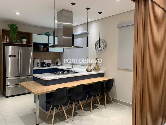 Casa para Venda em Santana de Parnaíba - 5