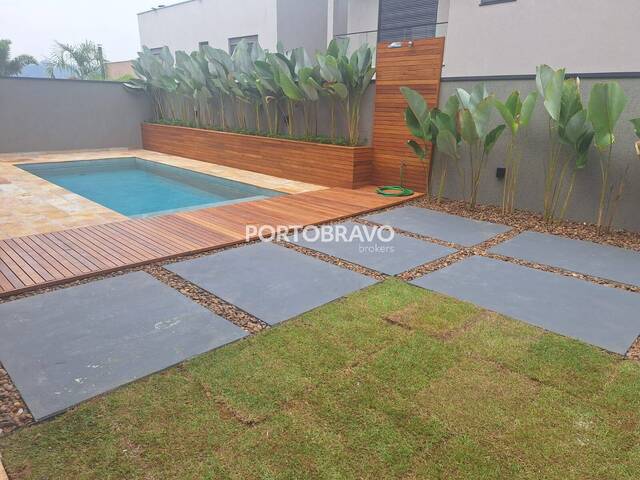 #CA131 - Casa para Venda em Santana de Parnaíba - SP