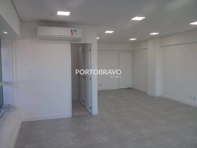 Sala para Venda em Barueri - 4