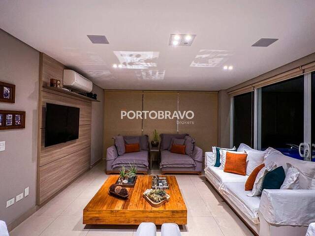 Casa para Venda em Santana de Parnaíba - 4