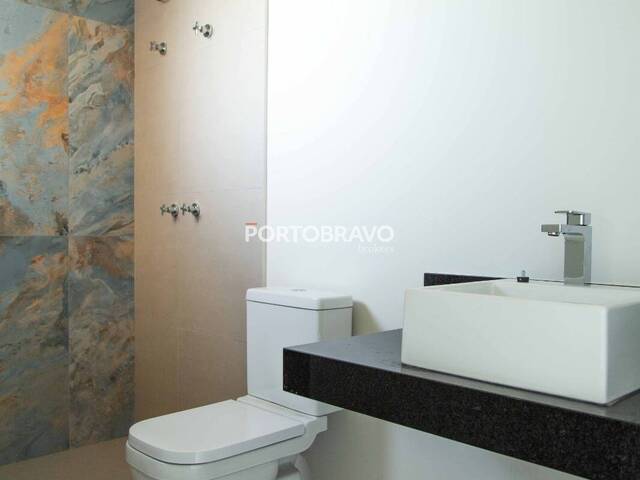 Casa para Venda em Santana de Parnaíba - 4