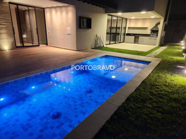 Casa para Venda em Santana de Parnaíba - 5