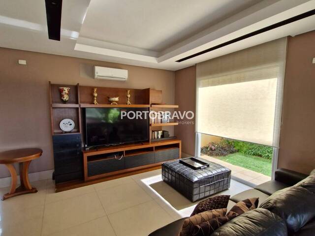 Casa para Venda em Santana de Parnaíba - 5