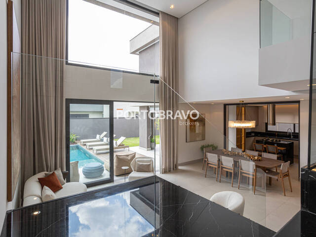 Casa para Venda em Santana de Parnaíba - 5