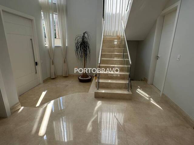 Casa para Venda em Santana de Parnaíba - 4