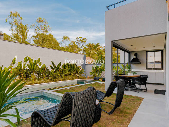Casa para Venda em Santana de Parnaíba - 4