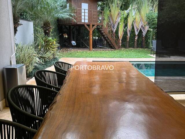 #CA381 - Casa para Venda em Santana de Parnaíba - SP