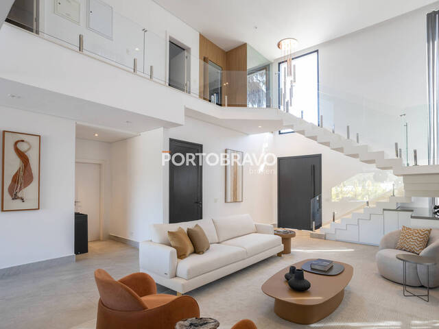 Casa para Venda em Santana de Parnaíba - 5