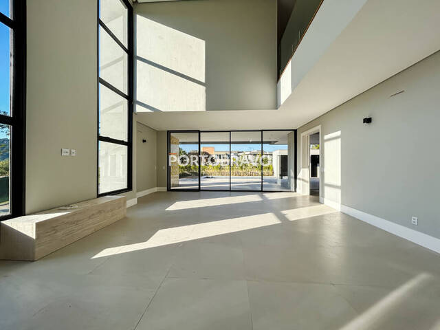 Casa para Venda em Santana de Parnaíba - 5