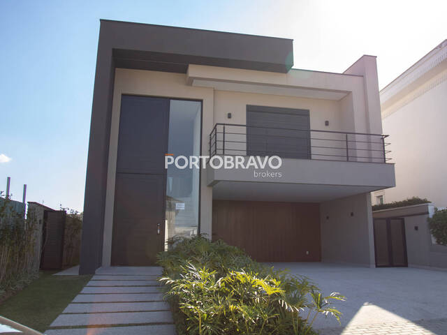 Casa para Venda em Santana de Parnaíba - 5
