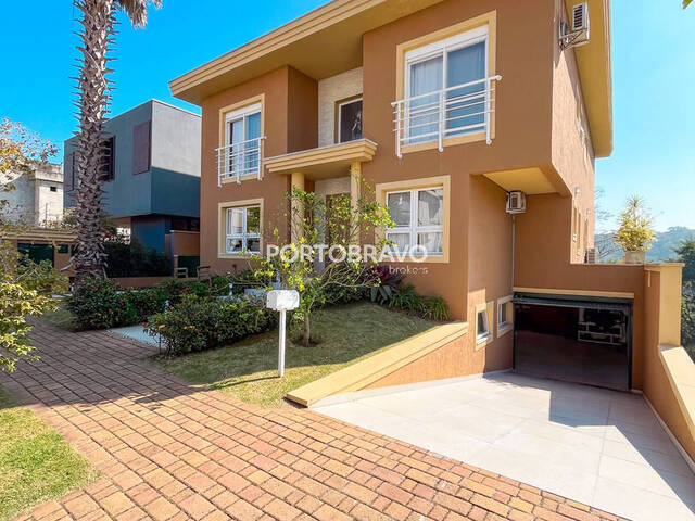 Casa para Venda em Santana de Parnaíba - 4