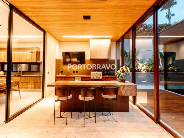 Casa para Venda em Santana de Parnaíba - 4