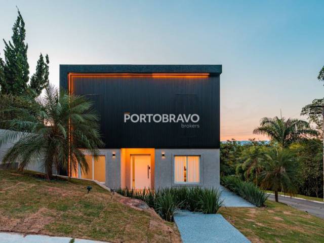 Casa para Venda em Santana de Parnaíba - 4