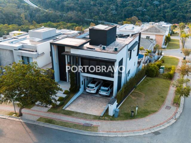 Casa para Venda em Santana de Parnaíba - 5