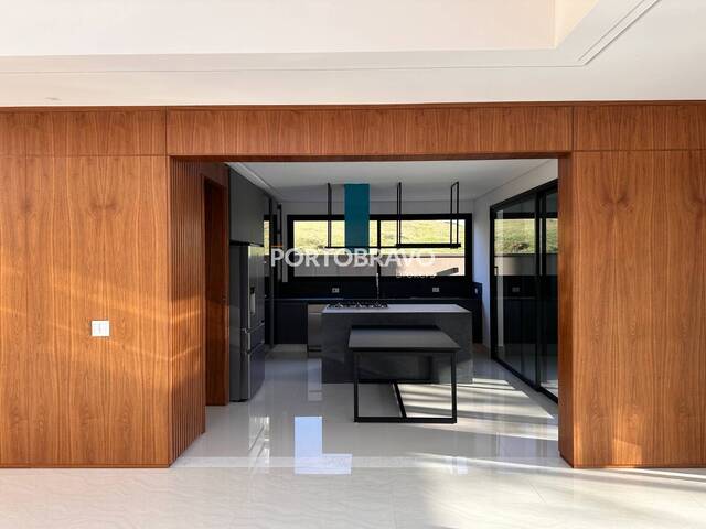 Casa para Venda em Santana de Parnaíba - 5