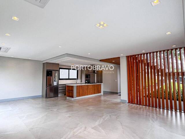 Casa para Venda em Santana de Parnaíba - 5