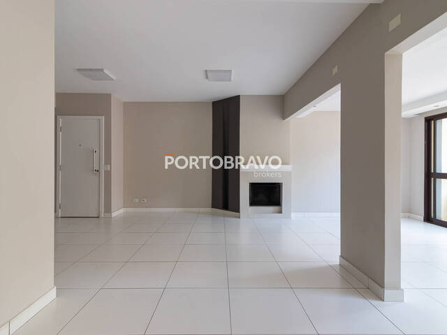 Casa para Venda em Santana de Parnaíba - 4