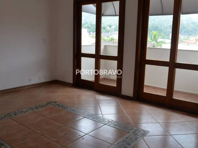 Casa para Venda em Santana de Parnaíba - 5