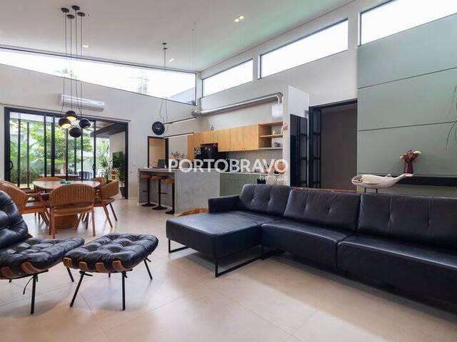 Casa para Venda em Santana de Parnaíba - 2