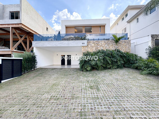 Casa para Venda em Santana de Parnaíba - 3